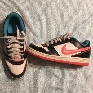 Multicolor Nike Air Sneakers